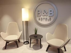 Posezení v ubytování B&B HOTEL Berlin Genshagen-Nord