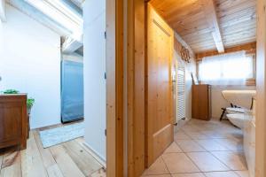 Koupelna v ubytování Cesa Cres + 17 fotografií