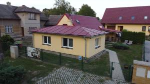 Το κτήριο όπου στεγάζεται  το διαμέρισμα