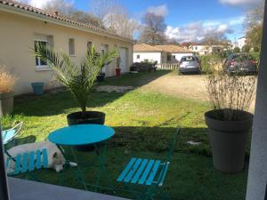 Κήπος έξω από το Cure bien être A l'orée du Bois