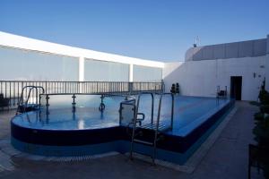 Bazén v ubytování Grand Mayral Hotel nebo v jeho okolí + 92 fotografií