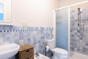 Phòng tắm tại La Fontana 23 - Goelba +9 ảnh