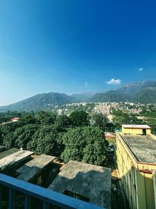 O vedere generală la munți sau o vedere la munte luată de la acest hotel