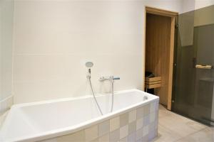 Et badeværelse på Watertoren Vlissingen + 65 billeder