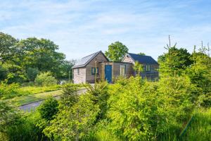 Tòa nhà nơi nhà nghỉ dưỡng tọa lạc