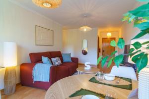 Et opholdsområde på GuestReady - A sweet escape in Caniço + 25 billeder