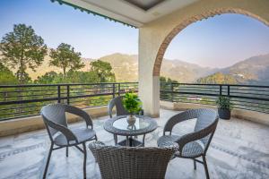 Nespecifikovaný výhled na hory nebo výhled na hory při pohledu z hotelu + 12 fotografií