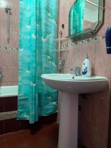 Koupelna v ubytování Friends' house