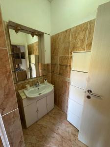 Ένα μπάνιο στο gioiellò appartamento