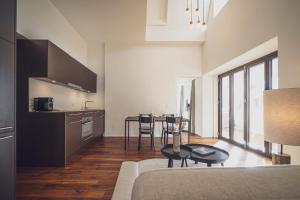 Postel nebo postele na pokoji v ubytování Hotel Joseph's House by Mountain Hotels