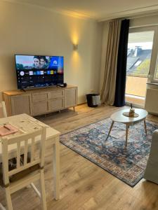 Μια τηλεόραση ή/και κέντρο ψυχαγωγίας στο No6 by 21Apartments