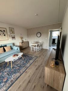 Χώρος καθιστικού στο No6 by 21Apartments