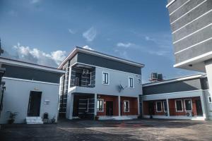 Gallery image of 1 Bedroom - BFA Luxury Apartment Alagbaka Akure in Mama