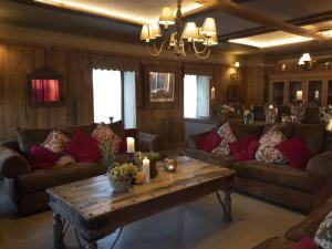 Posezení v ubytování Vielsalm Stay with furry friends