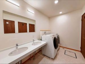 Φωτογραφία από το άλμπουμ του A Lucky Hostel στη Χακούμπα +24 φωτογραφίες