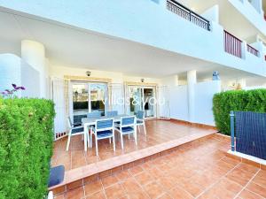 En balkon eller terrasse på Linnea Sol by Villas&You