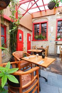 Restaurace v ubytování Hôtel - Restaurant Au Tonnelier + 88 fotografií