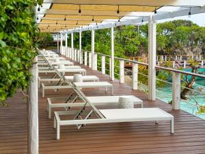 Imagen de la galería de Roatan Media Luna Resort Affiliated by Melia, en First Bight