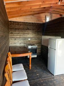 Kuchyň nebo kuchyňský kout v ubytování Ohel