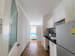 Køkken eller tekøkken på My Resort huahin ห้องโครงการประหยัดที่สุดทุกวัน โปรโมชั่น2 ห้องนอนได้ 4 คนเท่านั้น + 10 billeder