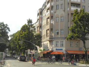 Edifici on està situat l'hostal o pensió