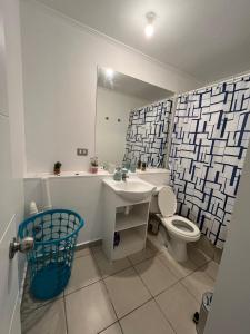 Et badeværelse på Depto Excelente Ubicacion con Estacionamiento