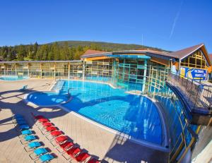 Bazén v ubytování Modrý dom nebo v jeho okolí