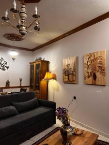 O zonă de relaxare la MetsoVillas στο κέντρο του Μετσόβου