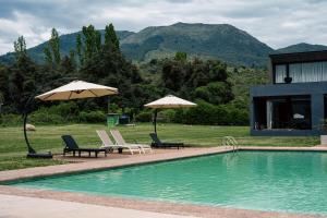 Vista general de una montaña o vista desde la casa vacacional