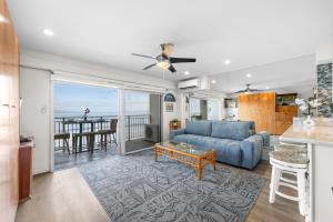 O zonă de relaxare la Lahaina Roads 407