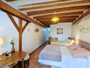 Fotografie z fotogalerie ubytování La Tuilerie, Chambre n° 2 v destinaci Faverolles