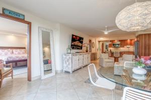 Kuchyň nebo kuchyňský kout v ubytování Maui Kaanapali Villas A210
