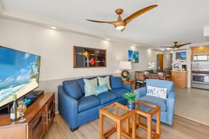 TV a/nebo společenská místnost v ubytování Mana Kai 810