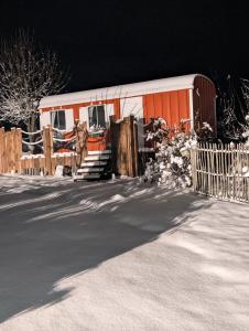 Auszeit im Bauwagen v zimě