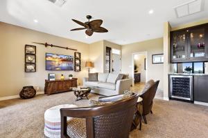 Η κουζίνα ή μικρή κουζίνα στο Kapalua Golf Villa 12V 1