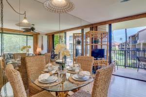 Μια τηλεόραση ή/και κέντρο ψυχαγωγίας στο Papakea D309 +18 φωτογραφίες