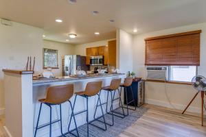 Η κουζίνα ή μικρή κουζίνα στο Kaanapali Plantation 54