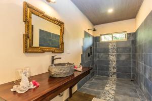 Koupelna v ubytování Jardín de los Monos