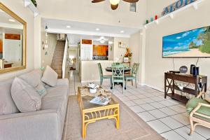 Χώρος καθιστικού στο Maui Vista 2413