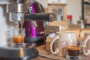 Kaffe- og tefaciliteter på Classic Florentine Flat With Garden