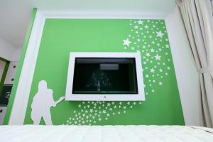 Uma cama ou camas num quarto em Edinburgh 16 Inn