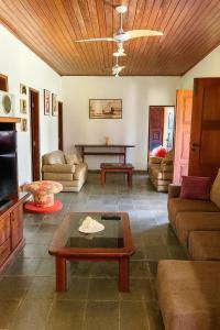 TV a/nebo společenská místnost v ubytování Solar do Sal