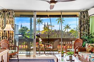 En balkon eller terrasse på Napili Ridge A15