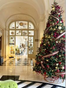 Posezení v ubytování Waldorf Astoria Versailles - Trianon Palace + 100 fotografií