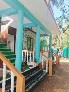 Un balcon sau o terasă la Super Homestay