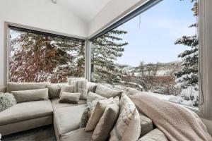 Χώρος καθιστικού στο Snowmass Villas 3 bedroom plus loft