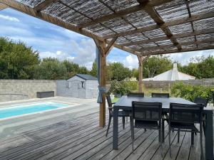 Πισίνα στο ή κοντά στο Le Cocon d'Angles