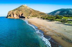 Příroda nedaleko vily + 5 fotografií