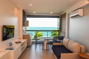 Et tv og/eller underholdning på Kauai Beach Residence