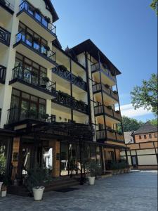 Budova, kde se hotel nachází